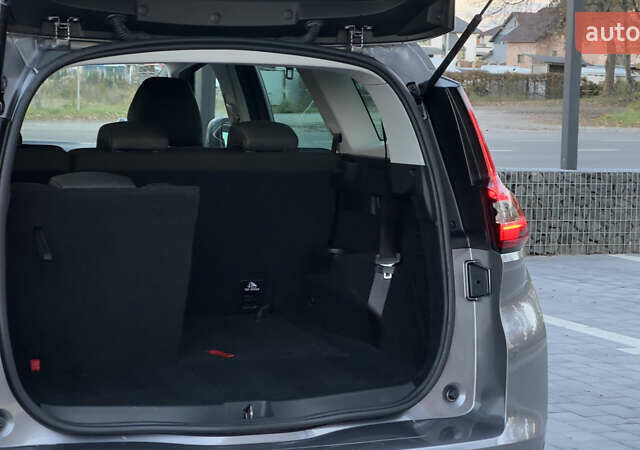 Рено Гранд Сценик 2019 в Стрые на Automoto.ua Серый Рено Гранд Сценик, объемом двигателя 1.7 л и пробегом 140 тыс. км за 14899 $, фото 109 на Automoto.ua