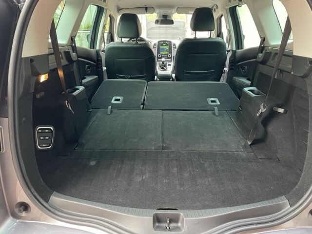 Сірий Рено Гранд Сценік, об'ємом двигуна 1.7 л та пробігом 218 тис. км за 15500 $, фото 23 на Automoto.ua