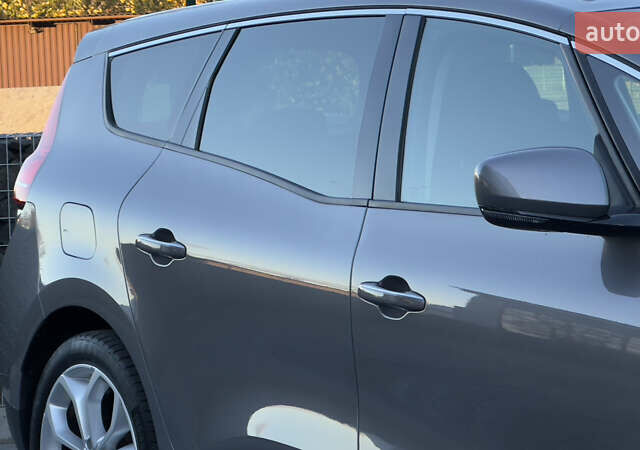 Рено Гранд Сценик 2019 в Стрые на Automoto.ua Серый Рено Гранд Сценик, объемом двигателя 1.7 л и пробегом 140 тыс. км за 14899 $, фото 32 на Automoto.ua