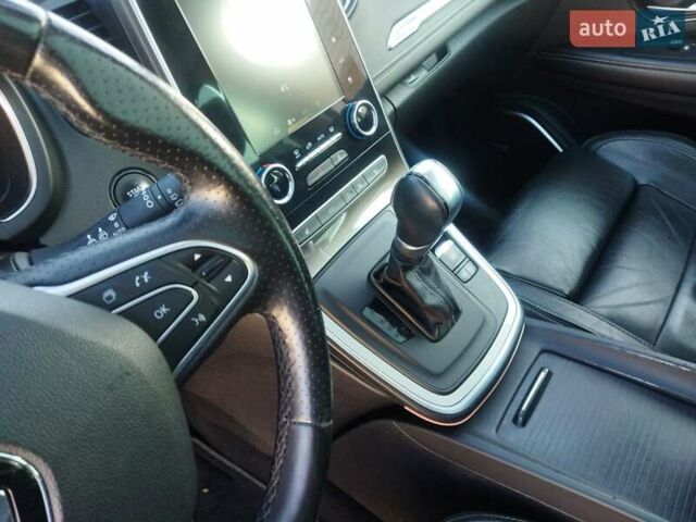 Серый Рено Гранд Сценик, объемом двигателя 1.7 л и пробегом 239 тыс. км за 15999 $, фото 8 на Automoto.ua