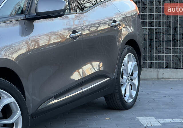 Рено Гранд Сценик 2019 в Стрые на Automoto.ua Серый Рено Гранд Сценик, объемом двигателя 1.7 л и пробегом 140 тыс. км за 14899 $, фото 10 на Automoto.ua