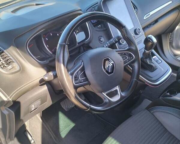 Серый Рено Гранд Сценик, объемом двигателя 1.7 л и пробегом 214 тыс. км за 15700 $, фото 6 на Automoto.ua