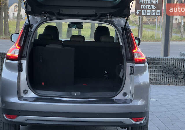 Рено Гранд Сценик 2019 в Стрые на Automoto.ua Серый Рено Гранд Сценик, объемом двигателя 1.7 л и пробегом 140 тыс. км за 14899 $, фото 107 на Automoto.ua