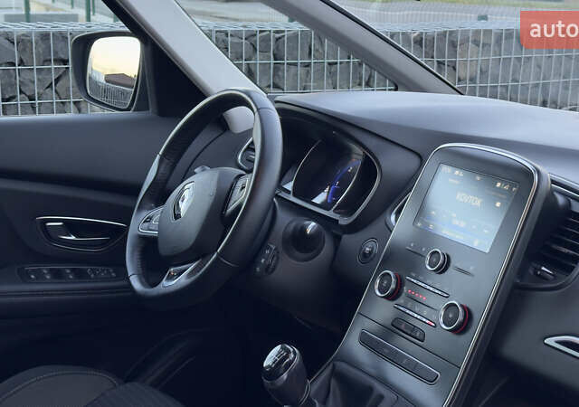 Рено Гранд Сценик 2019 в Стрые на Automoto.ua Серый Рено Гранд Сценик, объемом двигателя 1.7 л и пробегом 140 тыс. км за 14899 $, фото 92 на Automoto.ua