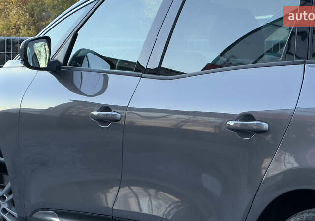 Рено Гранд Сценик 2019 в Стрые на Automoto.ua Серый Рено Гранд Сценик, объемом двигателя 1.7 л и пробегом 140 тыс. км за 14899 $, фото 65 на Automoto.ua
