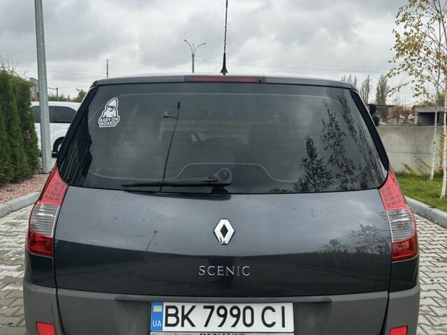 Серый Рено Гранд Сценик, объемом двигателя 1.9 л и пробегом 214 тыс. км за 4999 $, фото 14 на Automoto.ua