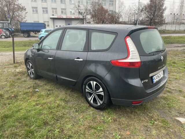 Серый Рено Гранд Сценик, объемом двигателя 1.4 л и пробегом 200 тыс. км за 6700 $, фото 2 на Automoto.ua