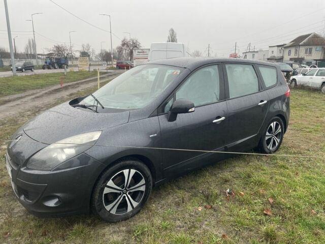 Серый Рено Гранд Сценик, объемом двигателя 1.4 л и пробегом 200 тыс. км за 6700 $, фото 1 на Automoto.ua