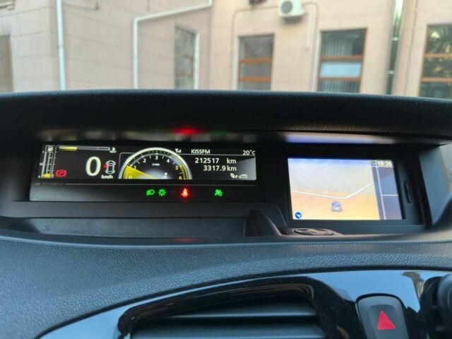 Серый Рено Гранд Сценик, объемом двигателя 1.6 л и пробегом 210 тыс. км за 9450 $, фото 7 на Automoto.ua