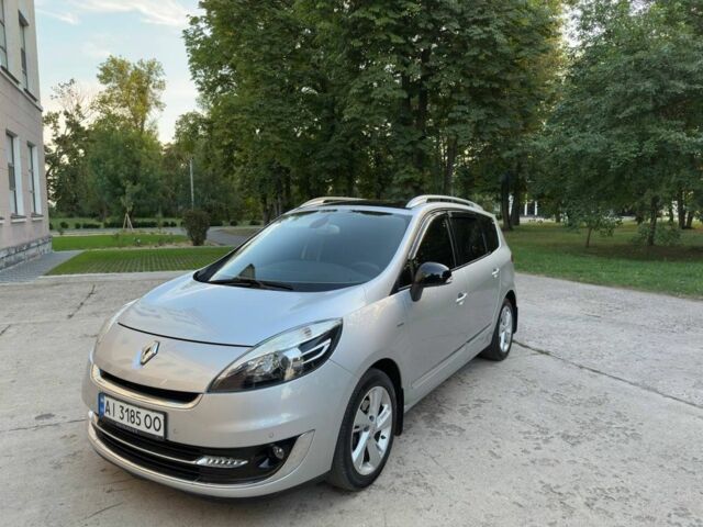 Серый Рено Гранд Сценик, объемом двигателя 1.6 л и пробегом 210 тыс. км за 9450 $, фото 2 на Automoto.ua