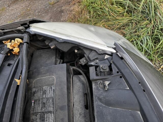 Серый Рено Гранд Сценик, объемом двигателя 1.4 л и пробегом 225 тыс. км за 3900 $, фото 12 на Automoto.ua