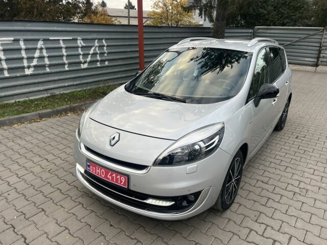 Серый Рено Гранд Сценик, объемом двигателя 1.5 л и пробегом 175 тыс. км за 9999 $, фото 2 на Automoto.ua