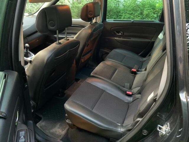 Сірий Рено Гранд Сценік, об'ємом двигуна 1.6 л та пробігом 255 тис. км за 6999 $, фото 11 на Automoto.ua