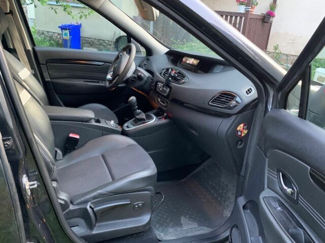 Сірий Рено Гранд Сценік, об'ємом двигуна 1.6 л та пробігом 255 тис. км за 6999 $, фото 13 на Automoto.ua