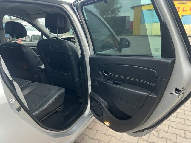 Серый Рено Гранд Сценик, объемом двигателя 1.5 л и пробегом 175 тыс. км за 9999 $, фото 21 на Automoto.ua