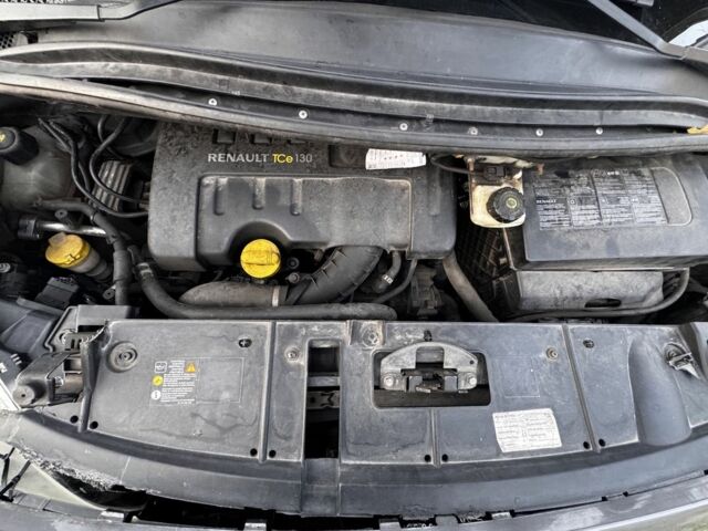 Серый Рено Гранд Сценик, объемом двигателя 1.4 л и пробегом 225 тыс. км за 3900 $, фото 7 на Automoto.ua