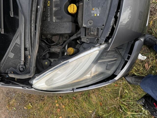 Серый Рено Гранд Сценик, объемом двигателя 1.4 л и пробегом 225 тыс. км за 3900 $, фото 5 на Automoto.ua