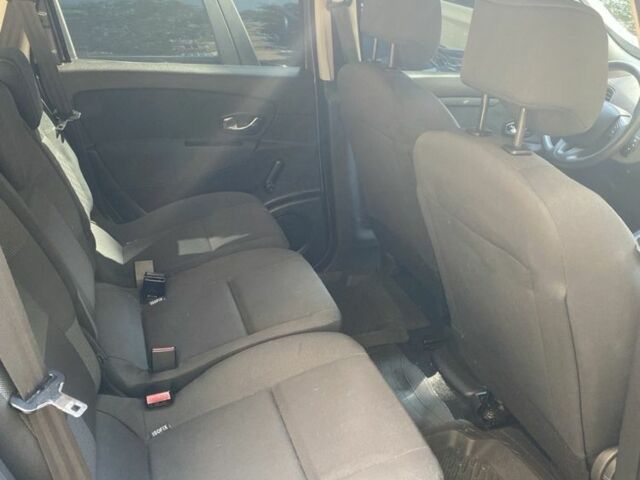 Сірий Рено Гранд Сценік, об'ємом двигуна 1.5 л та пробігом 219 тис. км за 7900 $, фото 4 на Automoto.ua