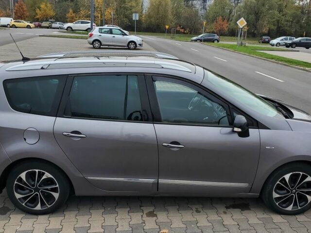 Серый Рено Гранд Сценик, объемом двигателя 1.5 л и пробегом 269 тыс. км за 10750 $, фото 4 на Automoto.ua