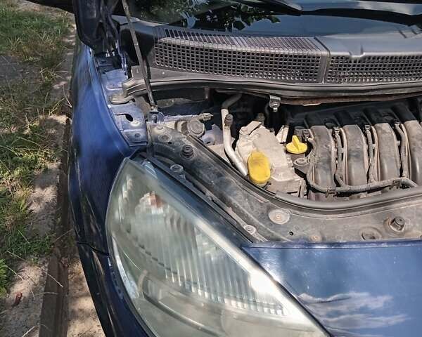 Синій Рено Гранд Сценік, об'ємом двигуна 1.6 л та пробігом 227 тис. км за 4350 $, фото 4 на Automoto.ua