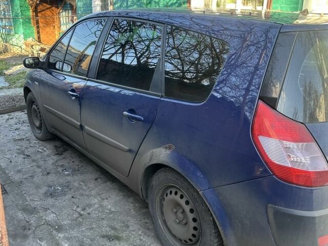 Синий Рено Гранд Сценик, объемом двигателя 1.5 л и пробегом 300 тыс. км за 2200 $, фото 2 на Automoto.ua