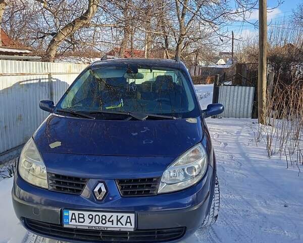 Синий Рено Гранд Сценик, объемом двигателя 2 л и пробегом 242 тыс. км за 5100 $, фото 2 на Automoto.ua