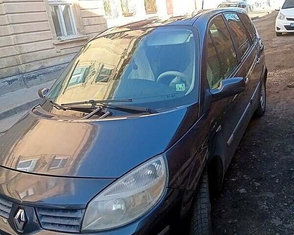 Синий Рено Гранд Сценик, объемом двигателя 2 л и пробегом 280 тыс. км за 4600 $, фото 3 на Automoto.ua