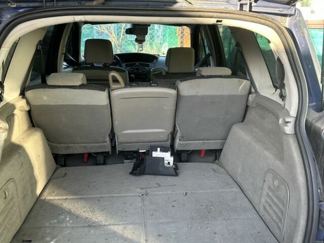 Синий Рено Гранд Сценик, объемом двигателя 1.5 л и пробегом 300 тыс. км за 2200 $, фото 6 на Automoto.ua