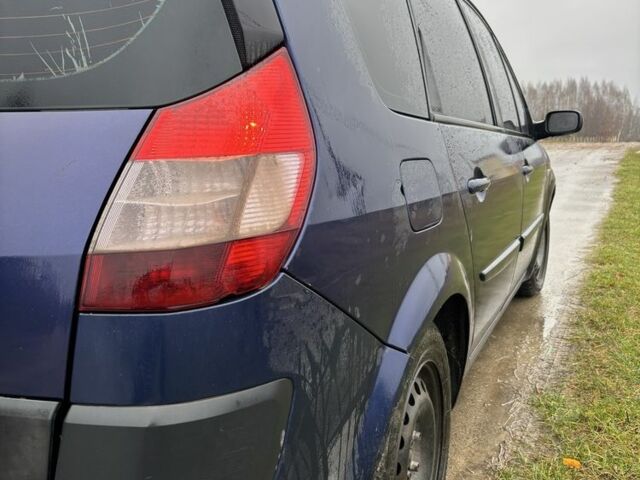 Синий Рено Гранд Сценик, объемом двигателя 1.6 л и пробегом 359 тыс. км за 4650 $, фото 7 на Automoto.ua