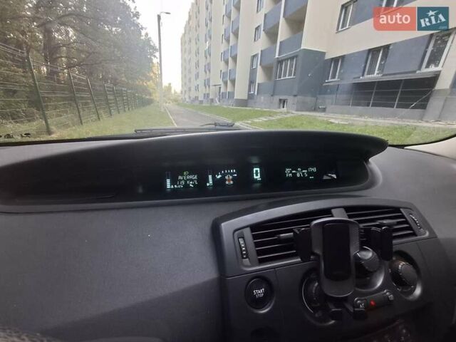 Синій Рено Гранд Сценік, об'ємом двигуна 1.59 л та пробігом 322 тис. км за 4400 $, фото 15 на Automoto.ua
