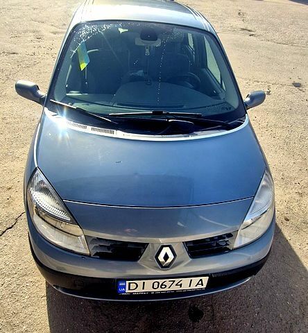 Синий Рено Гранд Сценик, объемом двигателя 1.6 л и пробегом 245 тыс. км за 4900 $, фото 1 на Automoto.ua