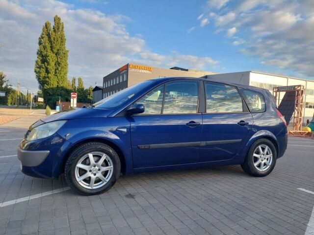 Синий Рено Гранд Сценик, объемом двигателя 1.6 л и пробегом 220 тыс. км за 4500 $, фото 1 на Automoto.ua