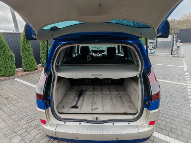 Синий Рено Гранд Сценик, объемом двигателя 1.9 л и пробегом 238 тыс. км за 5300 $, фото 12 на Automoto.ua