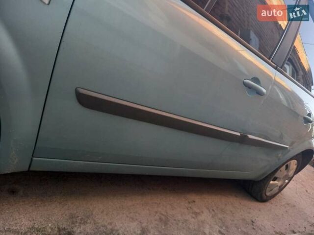 Синий Рено Гранд Сценик, объемом двигателя 1.87 л и пробегом 400 тыс. км за 5300 $, фото 3 на Automoto.ua