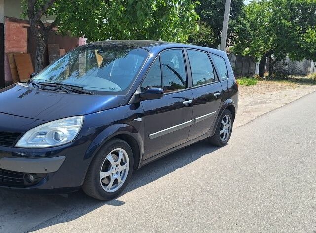 Синий Рено Гранд Сценик, объемом двигателя 2 л и пробегом 238 тыс. км за 5850 $, фото 13 на Automoto.ua