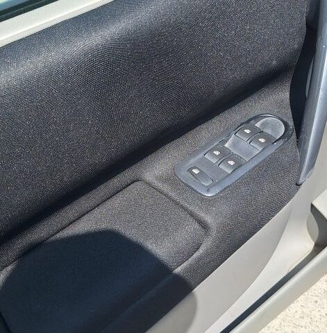 Синий Рено Гранд Сценик, объемом двигателя 2 л и пробегом 238 тыс. км за 5850 $, фото 9 на Automoto.ua