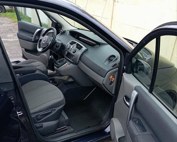 Синій Рено Гранд Сценік, об'ємом двигуна 1.59 л та пробігом 320 тис. км за 5600 $, фото 13 на Automoto.ua