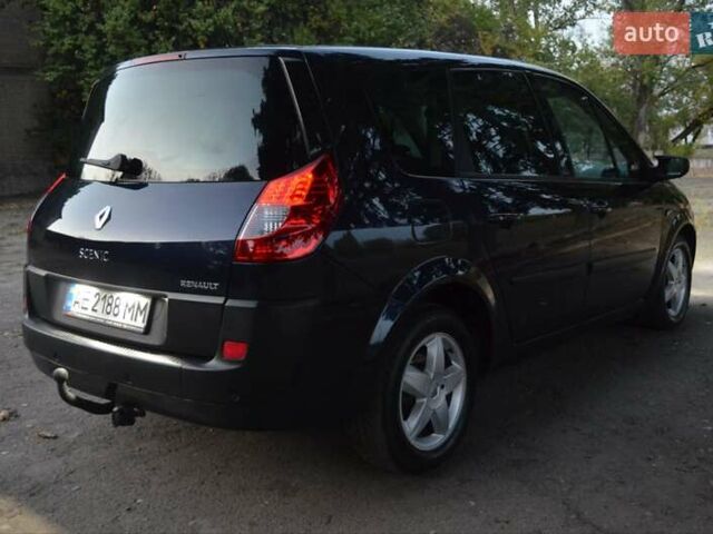 Синий Рено Гранд Сценик, объемом двигателя 1.6 л и пробегом 260 тыс. км за 5600 $, фото 11 на Automoto.ua