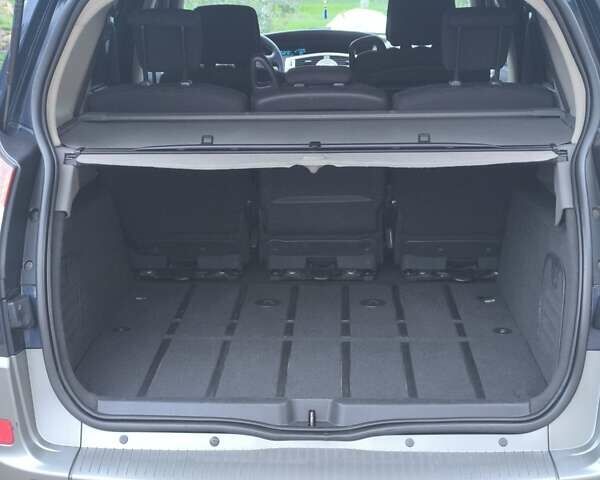 Синий Рено Гранд Сценик, объемом двигателя 1.87 л и пробегом 217 тыс. км за 6300 $, фото 14 на Automoto.ua