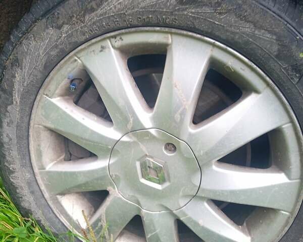 Синий Рено Гранд Сценик, объемом двигателя 2 л и пробегом 225 тыс. км за 5600 $, фото 6 на Automoto.ua