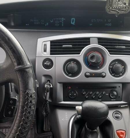 Синій Рено Гранд Сценік, об'ємом двигуна 1.9 л та пробігом 281 тис. км за 3900 $, фото 6 на Automoto.ua