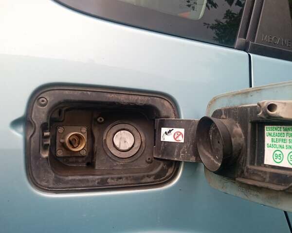 Синий Рено Гранд Сценик, объемом двигателя 2 л и пробегом 225 тыс. км за 5600 $, фото 12 на Automoto.ua