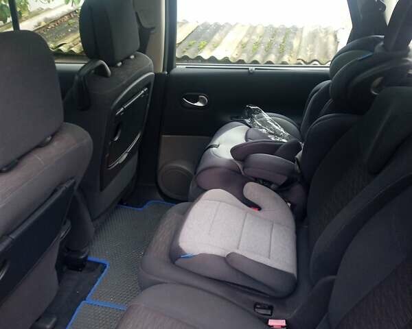 Синий Рено Гранд Сценик, объемом двигателя 2 л и пробегом 225 тыс. км за 5600 $, фото 5 на Automoto.ua