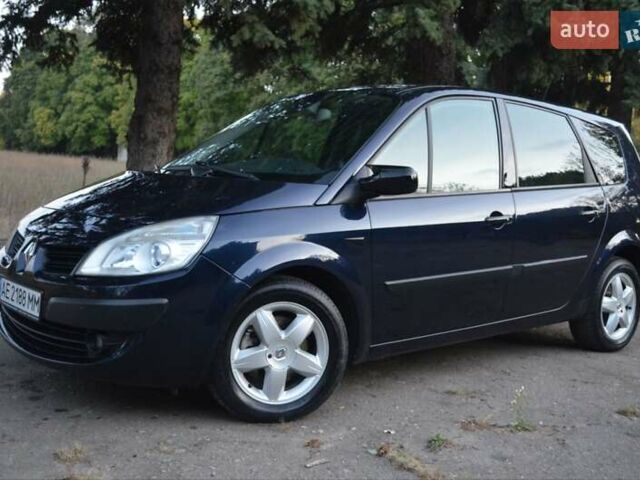 Синий Рено Гранд Сценик, объемом двигателя 1.6 л и пробегом 260 тыс. км за 5600 $, фото 1 на Automoto.ua