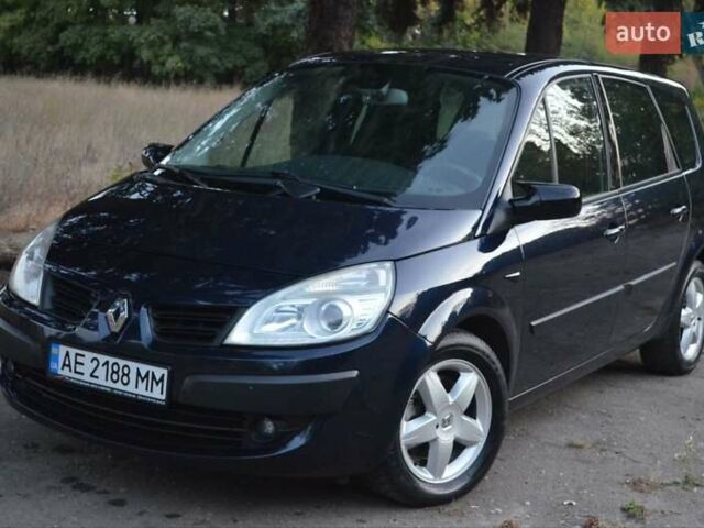 Синий Рено Гранд Сценик, объемом двигателя 1.6 л и пробегом 260 тыс. км за 5600 $, фото 3 на Automoto.ua