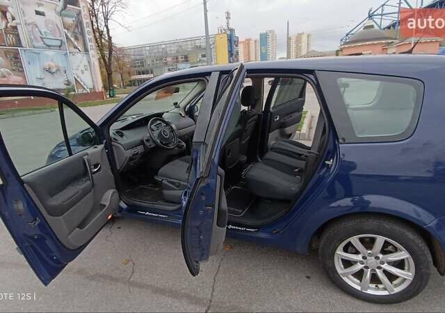 Синий Рено Гранд Сценик, объемом двигателя 1.6 л и пробегом 258 тыс. км за 4550 $, фото 6 на Automoto.ua