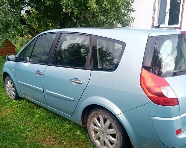 Синий Рено Гранд Сценик, объемом двигателя 2 л и пробегом 225 тыс. км за 5600 $, фото 8 на Automoto.ua