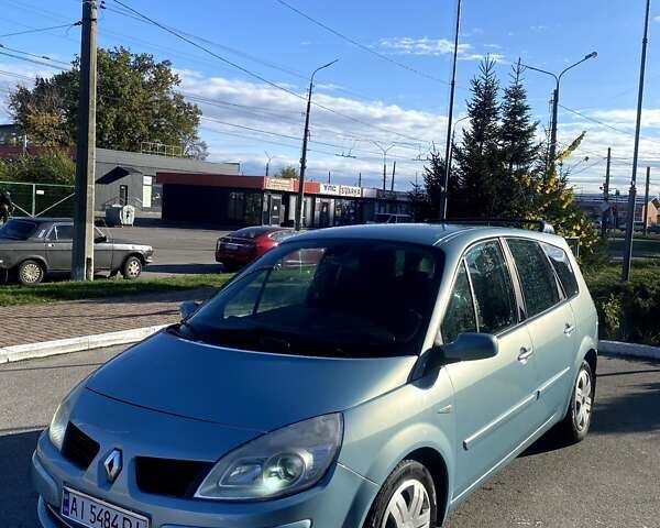 Синий Рено Гранд Сценик, объемом двигателя 2 л и пробегом 220 тыс. км за 4550 $, фото 7 на Automoto.ua