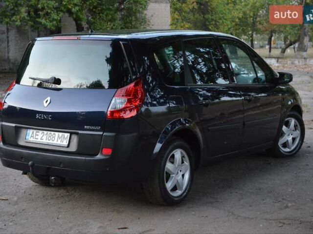 Синий Рено Гранд Сценик, объемом двигателя 1.6 л и пробегом 260 тыс. км за 5600 $, фото 13 на Automoto.ua