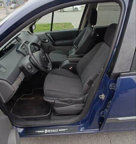Синий Рено Гранд Сценик, объемом двигателя 1.6 л и пробегом 258 тыс. км за 4550 $, фото 5 на Automoto.ua